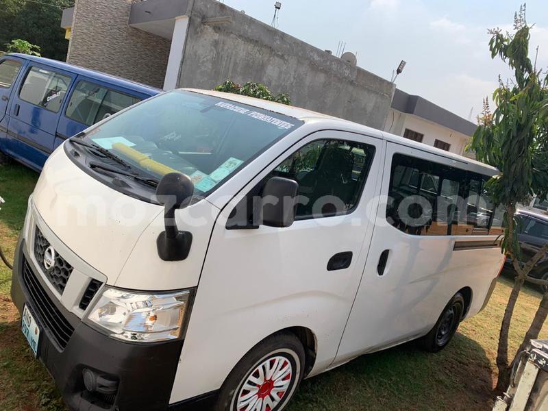 Big with watermark nissan caravan maputo maputo 39371