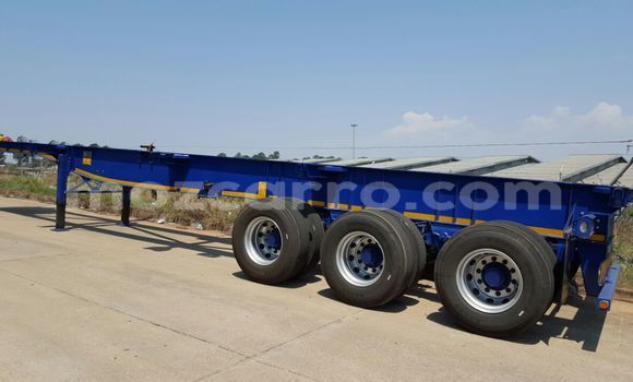 Comprar Usado Volkswagen TRUCK Branco Caminhão em Namaacha em Maputo Comprar Usado Volkswagen TRUCK Branco Caminhão em Namaacha em Maputo