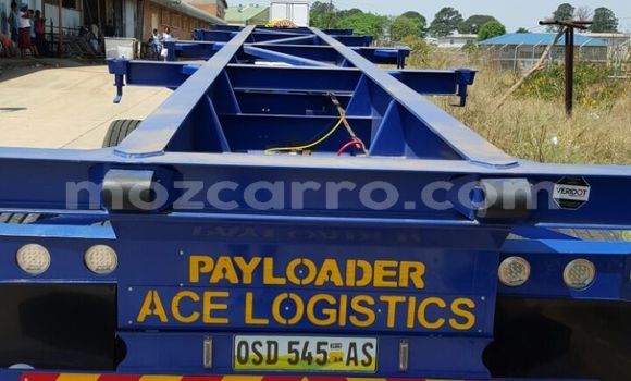 Comprar Usado Volkswagen TRUCK Branco Caminhão em Namaacha em Maputo Comprar Usado Volkswagen TRUCK Branco Caminhão em Namaacha em Maputo