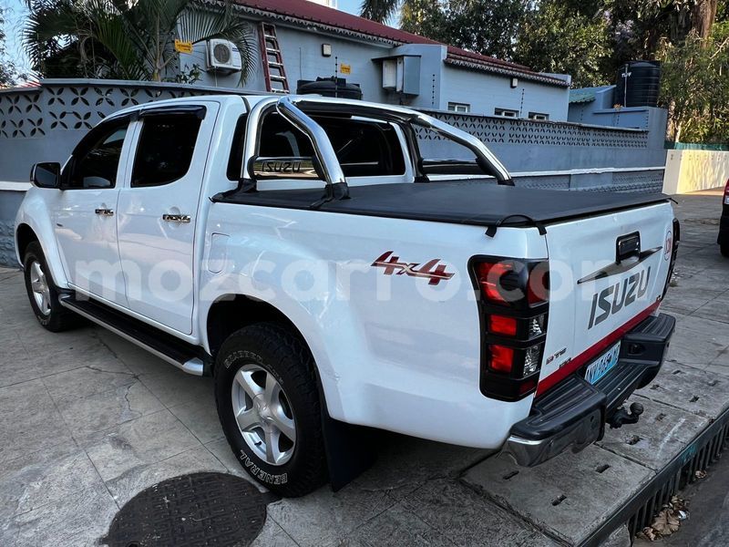 Big with watermark isuzu d max maputo maputo 39391