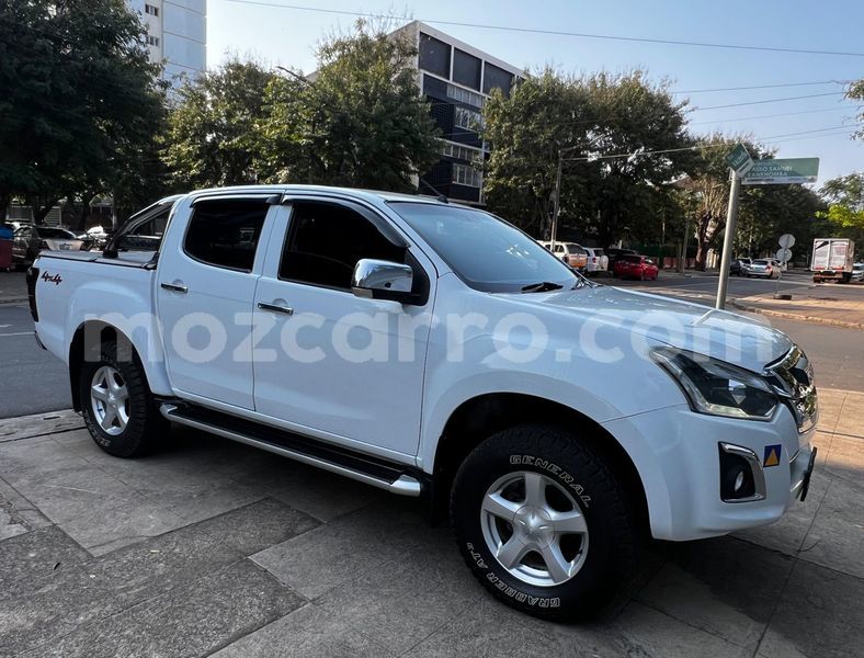 Big with watermark isuzu d max maputo maputo 39391