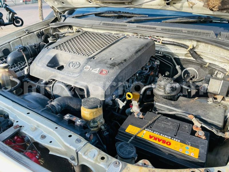 Big with watermark toyota hilux maputo maputo 39392