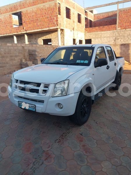 Big with watermark isuzu kb maputo maputo 39395