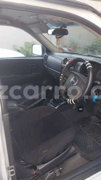 Big with watermark isuzu kb maputo maputo 39395