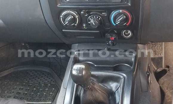 Comprar Usado Isuzu KB Branco Carro em Maputo em Maputo Comprar Usado Isuzu KB Branco Carro em Maputo em Maputo