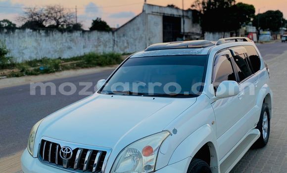 Nunua Ilio tumika Toyota Land Cruiser Prado Nyeupe Gari ndani ya Maputo nchini Maputo Nunua Ilio tumika Toyota Land Cruiser Prado Nyeupe Gari ndani ya Maputo nchini Maputo