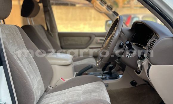 Tenga Tsaru Toyota Land Cruiser Chena Mota in Maputo in Maputo Tenga Tsaru Toyota Land Cruiser Chena Mota in Maputo in Maputo