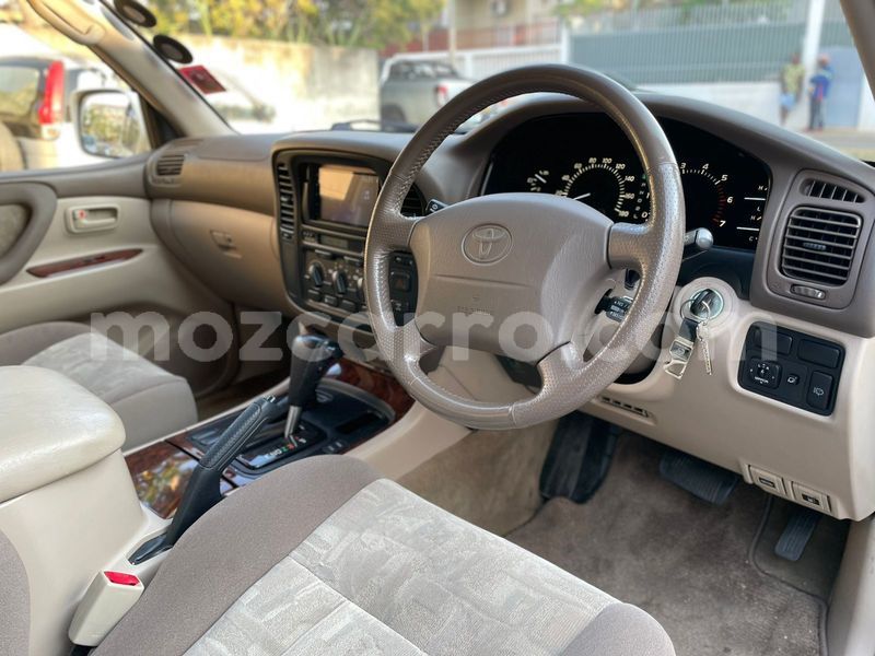 Big with watermark toyota land cruiser maputo maputo 39400