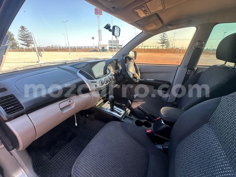 Big with watermark mitsubishi triton maputo maputo 39401