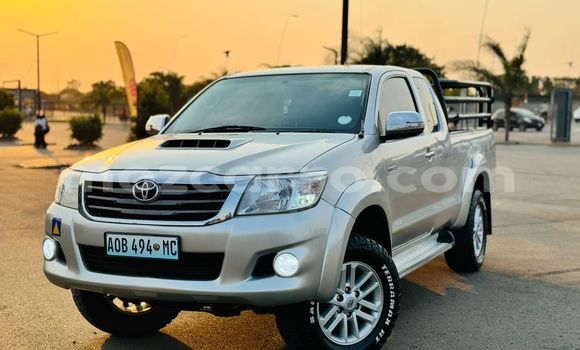 Comprar Usado Toyota Hilux Other Carro em Maputo em Maputo