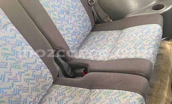 Comprar Usado Toyota RAV4 Azul Carro em Maputo em Maputo Comprar Usado Toyota RAV4 Azul Carro em Maputo em Maputo