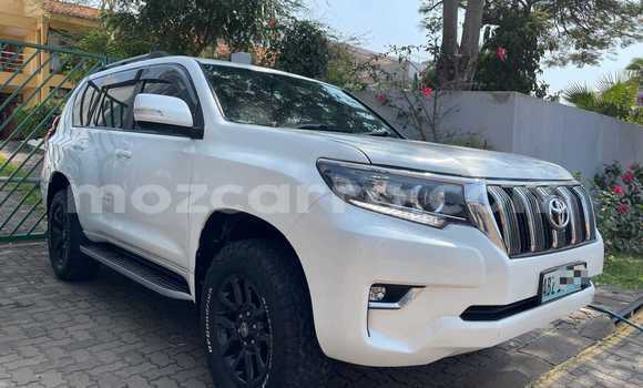 Nunua Ilio tumika Toyota Land Cruiser Prado Nyeupe Gari ndani ya Maputo nchini Maputo Nunua Ilio tumika Toyota Land Cruiser Prado Nyeupe Gari ndani ya Maputo nchini Maputo