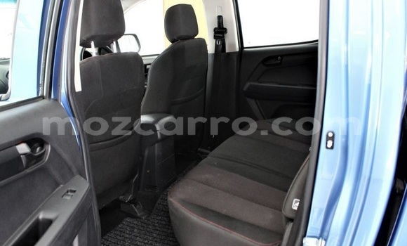 Comprar Usado Isuzu KB Azul Carro em Maputo em Maputo Comprar Usado Isuzu KB Azul Carro em Maputo em Maputo