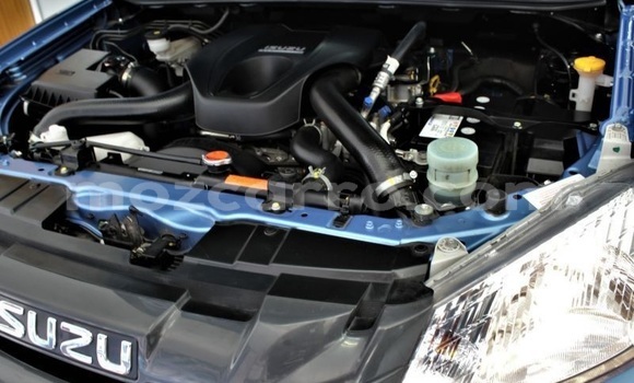 Comprar Usado Isuzu KB Azul Carro em Maputo em Maputo Comprar Usado Isuzu KB Azul Carro em Maputo em Maputo