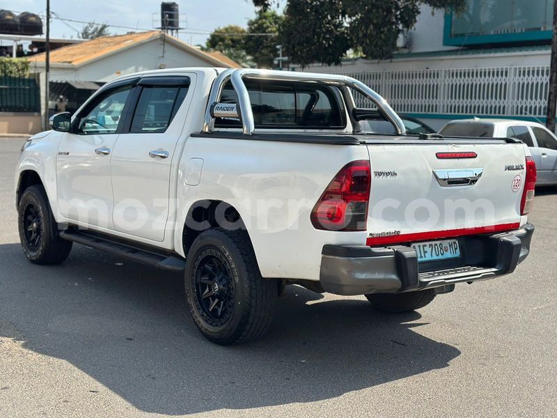 Big with watermark toyota hilux maputo maputo 39426
