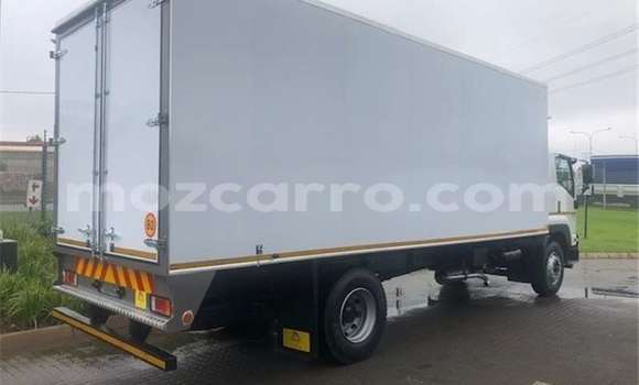Comprar Usado Isuzu FTR 850 Branco Caminhão em Maputo em Maputo Comprar Usado Isuzu FTR 850 Branco Caminhão em Maputo em Maputo