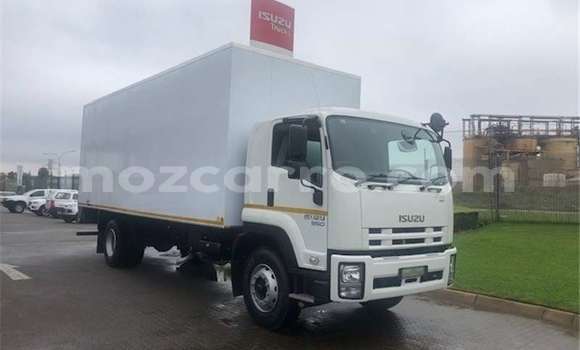 Comprar Usado Isuzu FTR 850 Branco Caminhão em Maputo em Maputo Comprar Usado Isuzu FTR 850 Branco Caminhão em Maputo em Maputo