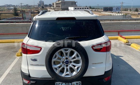Tenga Tsaru Ford Taunus Chena Mota in Maputo in Maputo Tenga Tsaru Ford Taunus Chena Mota in Maputo in Maputo