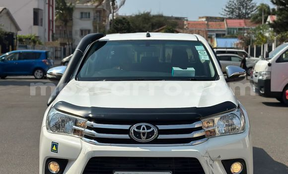 Tenga Tsaru Toyota Hilux Chena Mota in Maputo in Maputo Tenga Tsaru Toyota Hilux Chena Mota in Maputo in Maputo