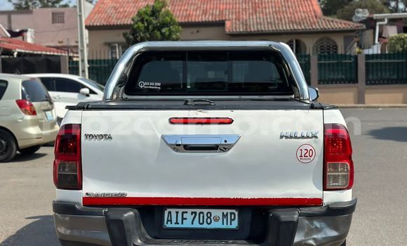 Tenga Tsaru Toyota Hilux Chena Mota in Maputo in Maputo Tenga Tsaru Toyota Hilux Chena Mota in Maputo in Maputo