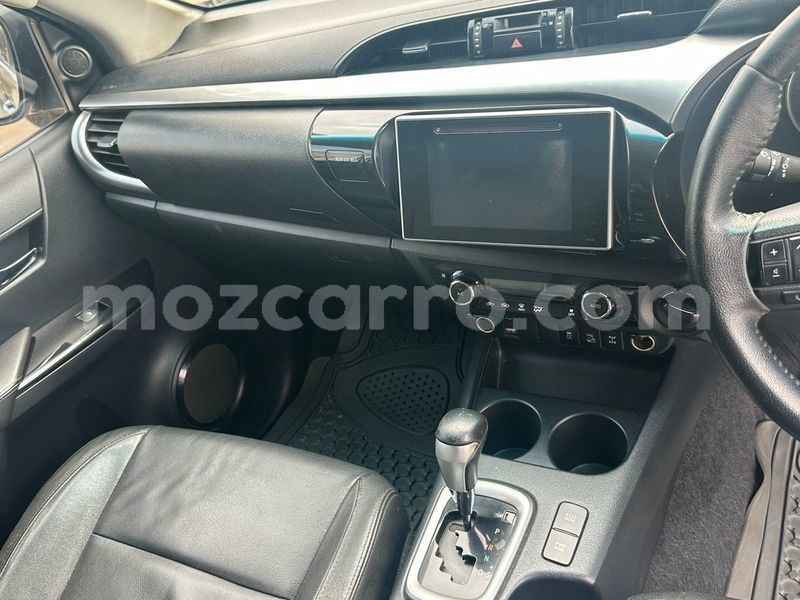 Big with watermark toyota hilux maputo maputo 39466