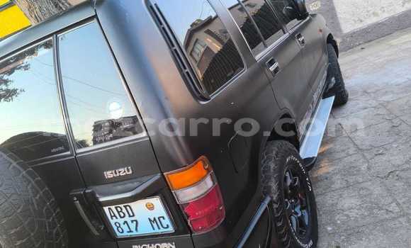 Comprar Usado Isuzu Bighorn Preto Carro em Maputo em Maputo Comprar Usado Isuzu Bighorn Preto Carro em Maputo em Maputo