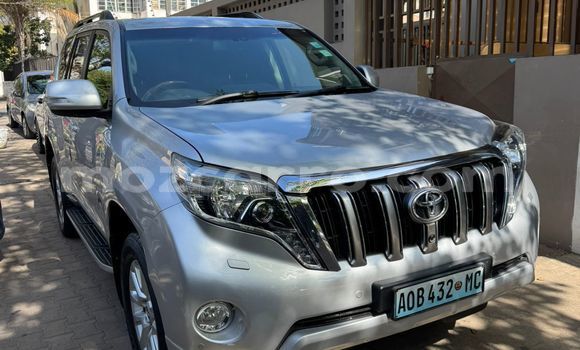 Nunua Ilio tumika Toyota Land Cruiser Prado Other Gari ndani ya Maputo nchini Maputo Nunua Ilio tumika Toyota Land Cruiser Prado Other Gari ndani ya Maputo nchini Maputo