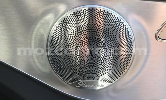 Tenga Tsaru Mercedes‒Benz C-klasse AMG Zvimwe Mota in Gilé in Zambezia Tenga Tsaru Mercedes‒Benz C-klasse AMG Zvimwe Mota in Gilé in Zambezia