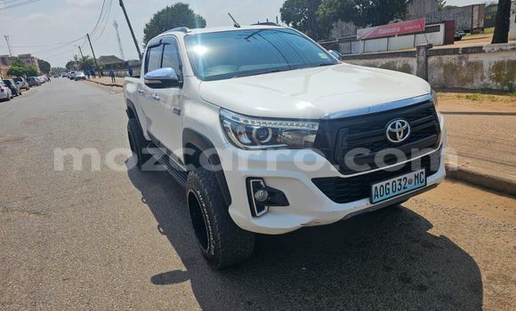 Nunua Ilio tumika Toyota Hilux Nyeupe Gari ndani ya Maputo nchini Maputo Nunua Ilio tumika Toyota Hilux Nyeupe Gari ndani ya Maputo nchini Maputo
