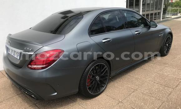 Tenga Tsaru Mercedes‒Benz C-klasse AMG Zvimwe Mota in Gilé in Zambezia Tenga Tsaru Mercedes‒Benz C-klasse AMG Zvimwe Mota in Gilé in Zambezia