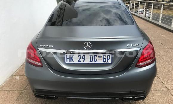 Tenga Tsaru Mercedes‒Benz C-klasse AMG Zvimwe Mota in Gilé in Zambezia Tenga Tsaru Mercedes‒Benz C-klasse AMG Zvimwe Mota in Gilé in Zambezia