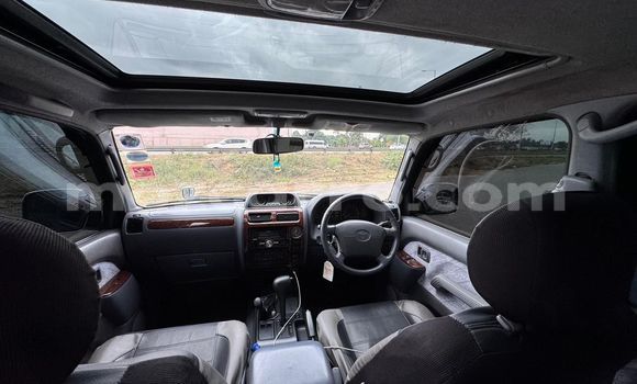 Buy Used Toyota Land Cruiser Prado Green Car in Maputo in Maputo Buy Used Toyota Land Cruiser Prado Green Car in Maputo in Maputo