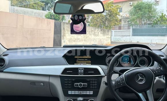 Nunua Ilio tumika Mercedes-Benz C180 coupe Nyeupe Gari ndani ya Maputo nchini Maputo Nunua Ilio tumika Mercedes-Benz C180 coupe Nyeupe Gari ndani ya Maputo nchini Maputo