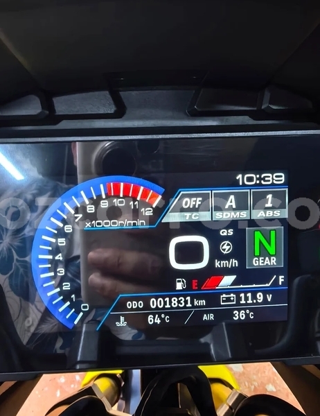 Big with watermark suzuki v strom maputo maputo 39499