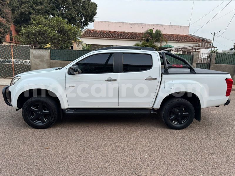 Big with watermark isuzu d max maputo maputo 39503