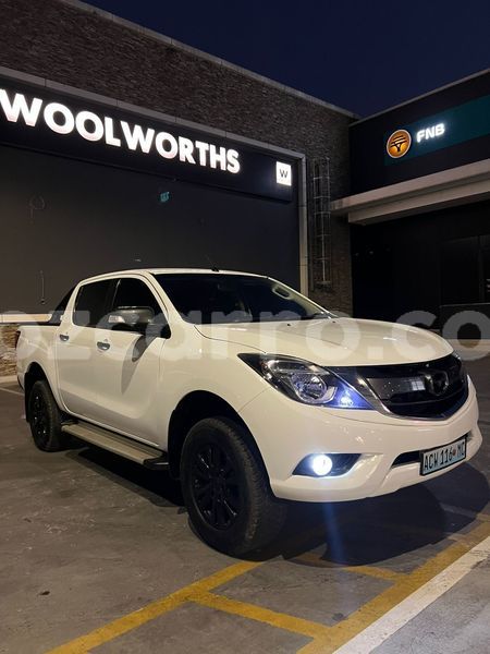 Big with watermark mazda bt 50 maputo maputo 39512