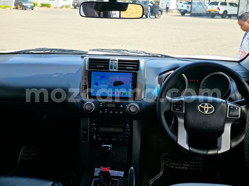 Big with watermark toyota land cruiser prado maputo maputo 39516