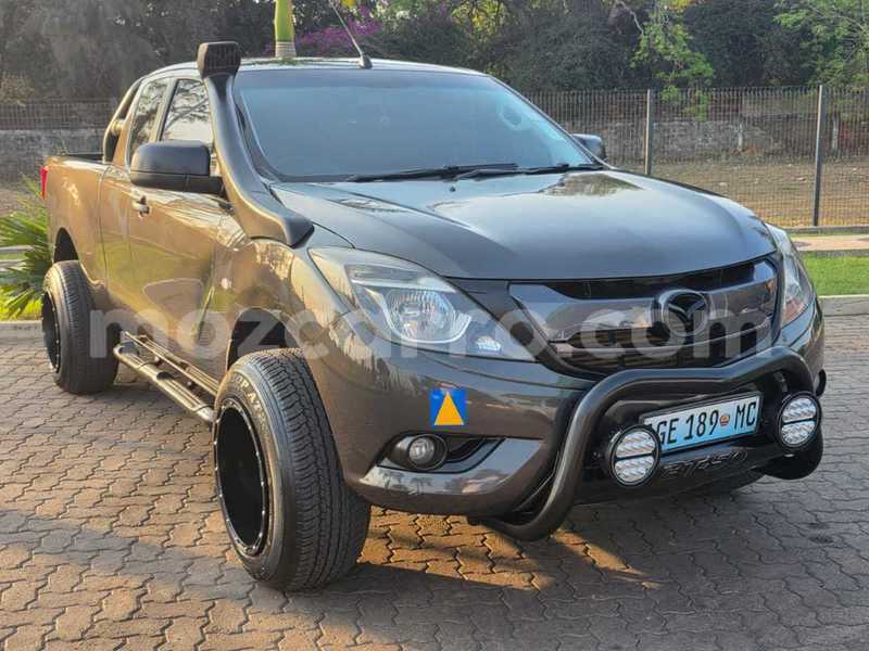 Big with watermark mazda bt 50 maputo maputo 39519