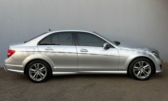 Tenga Tsaru Mercedes-Benz C180 coupe Other Mota in Maputo in Maputo Tenga Tsaru Mercedes-Benz C180 coupe Other Mota in Maputo in Maputo