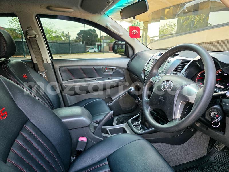 Big with watermark toyota hilux maputo maputo 39527