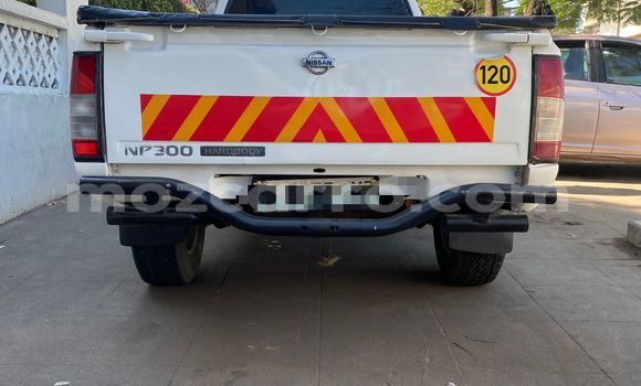 Comprar Usado Nissan Hardbody Branco Carro em Maputo em Maputo Comprar Usado Nissan Hardbody Branco Carro em Maputo em Maputo