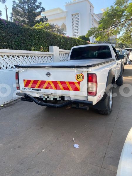 Big with watermark nissan hardbody maputo maputo 39529