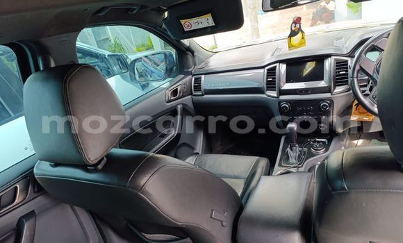 Buy Used Ford Everest Blue Car in Maputo in Maputo Buy Used Ford Everest Blue Car in Maputo in Maputo