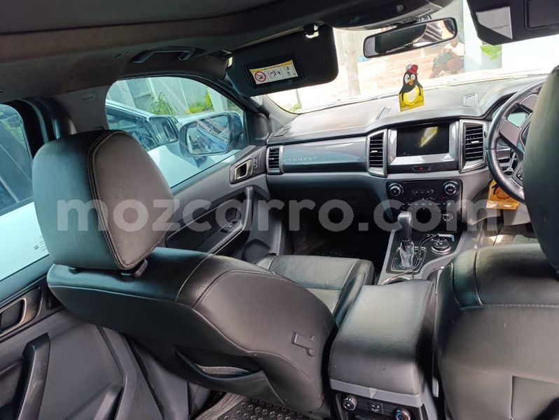 Big with watermark ford everest maputo maputo 39534