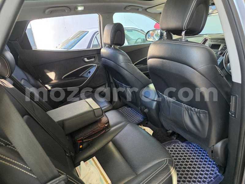 Big with watermark hyundai santa fe maputo maputo 39537