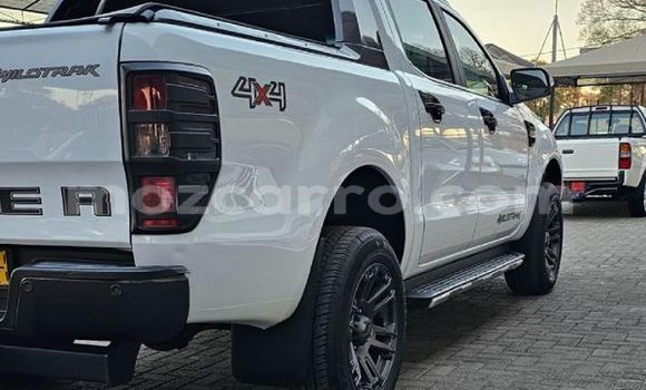Nunua Ilio tumika Ford Ranger Nyeupe Gari ndani ya Maputo nchini Maputo Nunua Ilio tumika Ford Ranger Nyeupe Gari ndani ya Maputo nchini Maputo