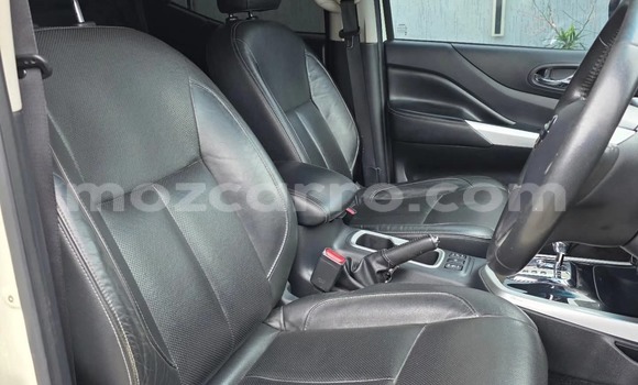 Tenga Tsaru Nissan Navara Chena Mota in Maputo in Maputo Tenga Tsaru Nissan Navara Chena Mota in Maputo in Maputo