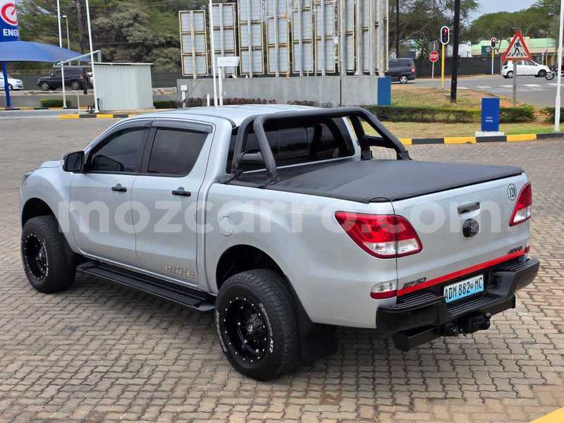 Big with watermark mazda bt 50 maputo maputo 39554