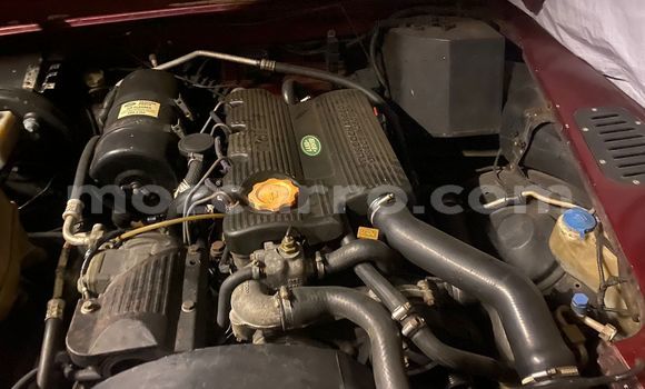 Buy Used Land Rover Defender Red Car in Maputo in Maputo Buy Used Land Rover Defender Red Car in Maputo in Maputo