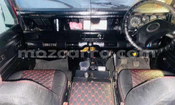Buy Used Land Rover Defender Red Car in Maputo in Maputo Buy Used Land Rover Defender Red Car in Maputo in Maputo